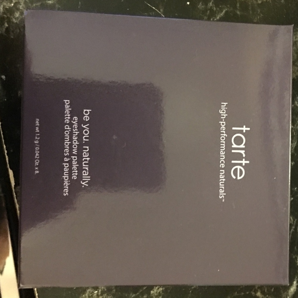 Tarte Be.You. Naturally. Brand new !!
